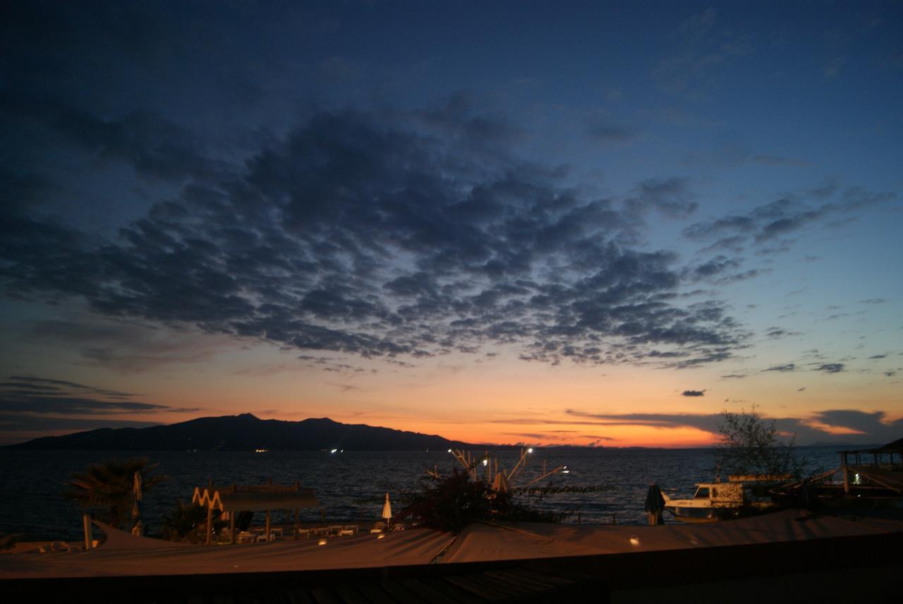 Apartments Wonderful Bay Sarandë Exterior foto